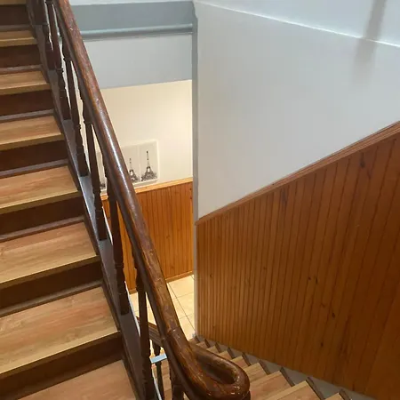 Konukevi Rota Ria Local *