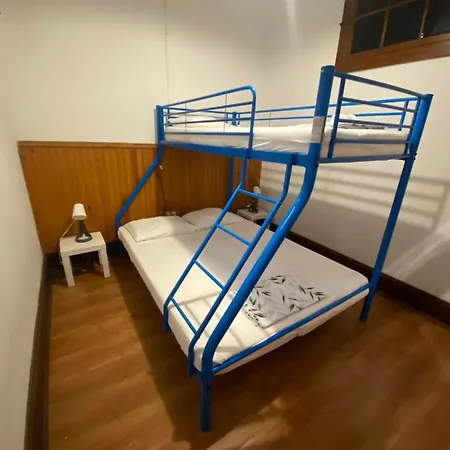 Rota Ria Local Guest house *
