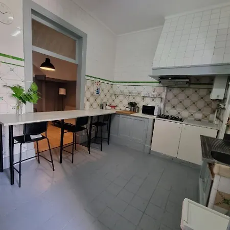 Konukevi Rota Ria Local