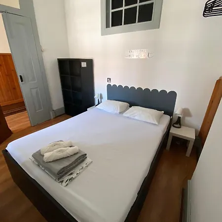 Konukevi Rota Ria Local