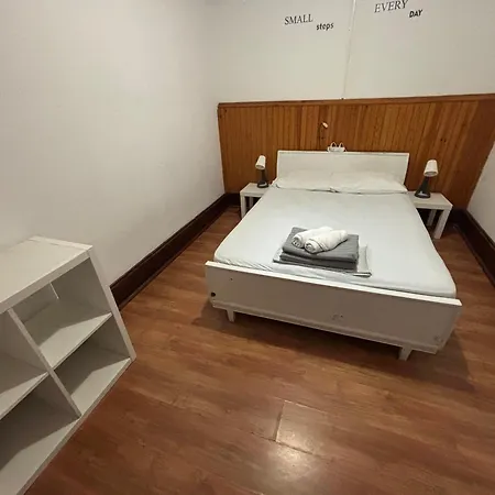 Konukevi Rota Ria Local *