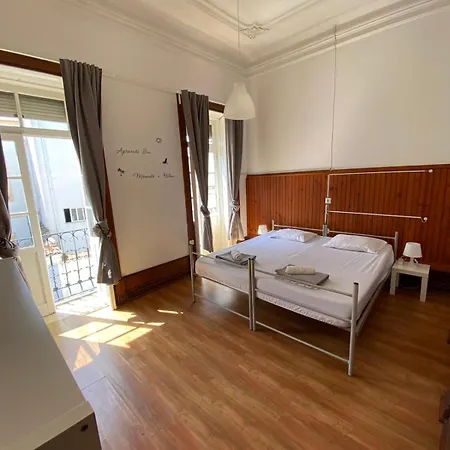 Konukevi Rota Ria Local *